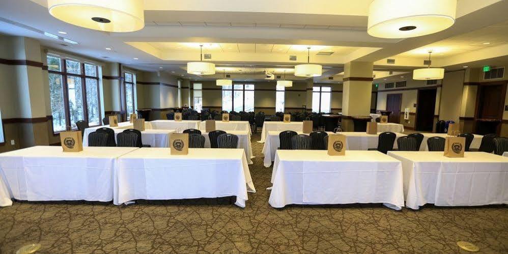 Burke Mountain Hotel And Conference Center Esterno foto